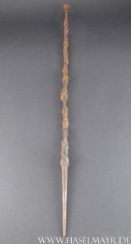 Preview: Kunstvoller Dekostab mit Patina aus Eisen Nr. 5