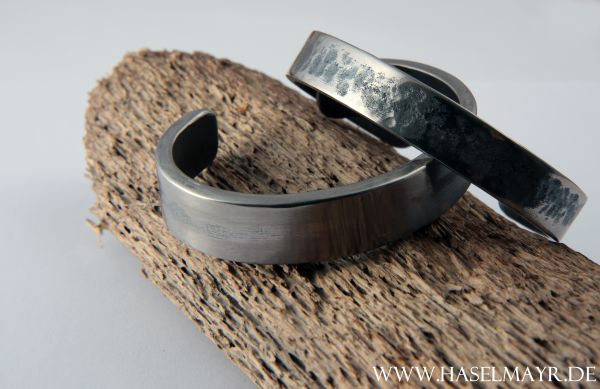 Armreif, Titan (maßgefertigt) Oberfläche individuell