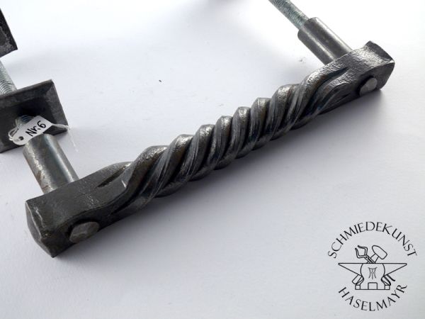Griff handgeschmiedet mit Muster Nr. 6