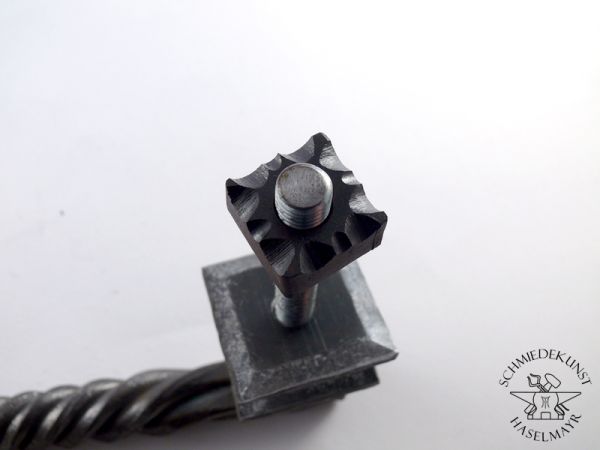 Griff handgeschmiedet mit Muster Nr. 8