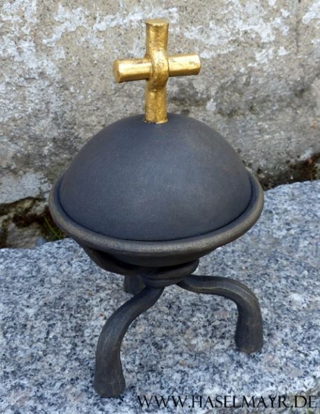 Weihwasserkessel handgeschmiedet mit Kreuz